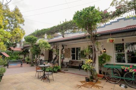 Eden Garden Villa By Jadecaps Nr Mg Road Garden Bangalore Eksteriør bilde